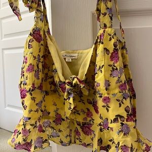 For love and lemons top in XS